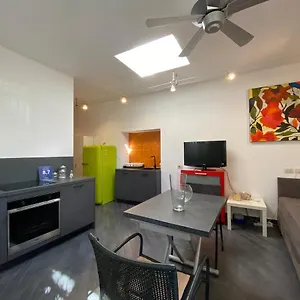 Jasmine House Appartement