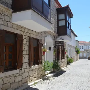 Oda ve Kahvaltı Avcihan Tas Ev Alaçatı