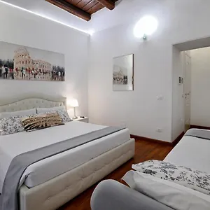 Oda ve Kahvaltı Notti A, Roma