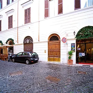 Vetrina Holidays Navona Appartement